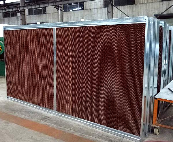 雞舍中增進水簾牆蒸發降溫效果的辦法